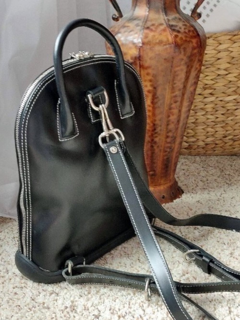 Dooney & Bourke Vintage Y2K Black Leather Mini Backpack with Logo Plaque - Picture 4 of 13